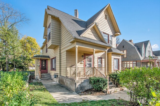 Foto del edificio - 148 College Ave NE