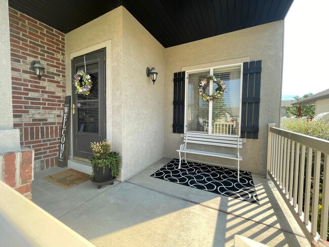Foto del edificio - Beautiful Single Family Home Available Soon!