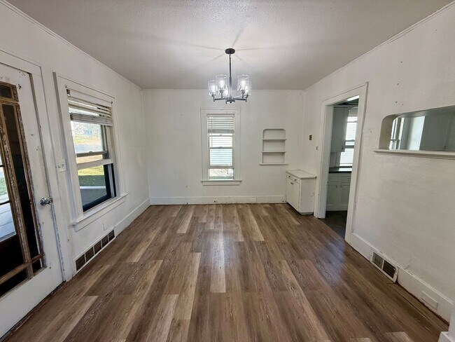 Foto del edificio - 3 Bed 1 Bath Single Family Home in Wausau