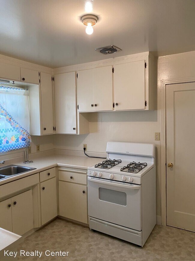Foto del edificio - 2 br, 1 bath House - 9250 Kiefer Blvd