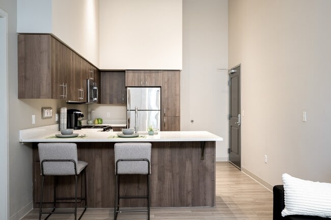Orchard Crossing | Kitchen - Orchard Crossing Apartments