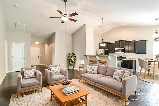 Building Photo - 8928 Avery Meadows Dr