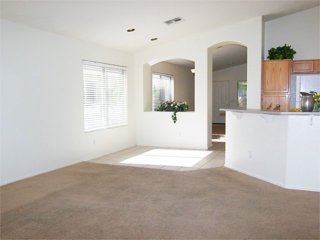 Building Photo - 10871 W Alvarado Rd