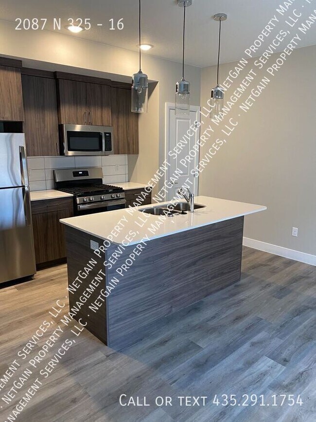 Foto del edificio - 2087 N 325-16