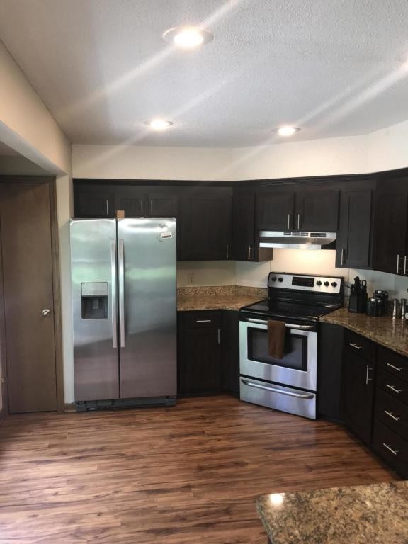 Foto del edificio - 2254 Pristine View Rd