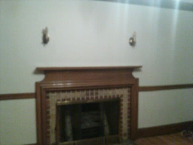 Livingroom fireplace (not a workign fireplace) - 34 Moraine St