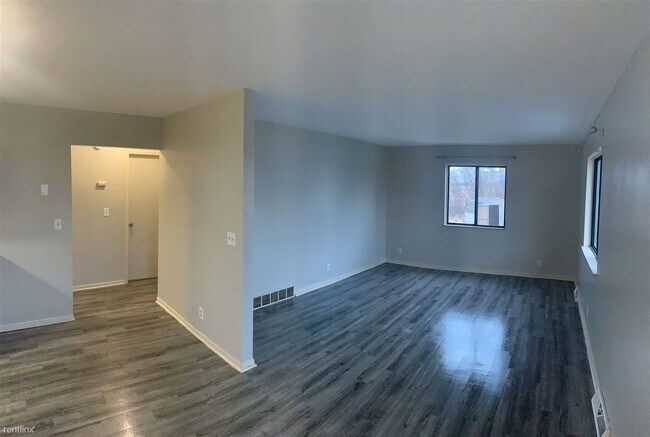 Foto del edificio - 5 br, 1 bath Duplex - 5227 Rich St