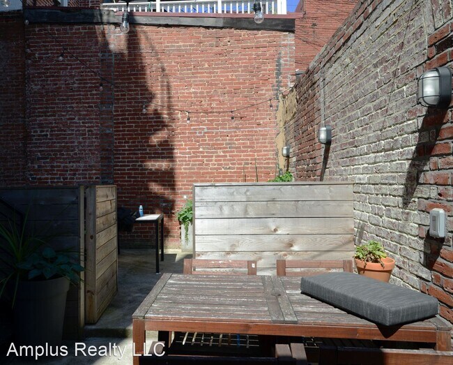 Building Photo - 2 br, 2 bath House - 1713 S Street NW Unit 3