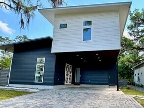 Building Photo - 2279 Lake Hall Rd