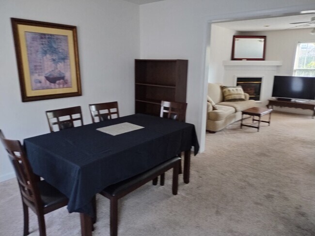 Foto del edificio - 3124 Link Rd
