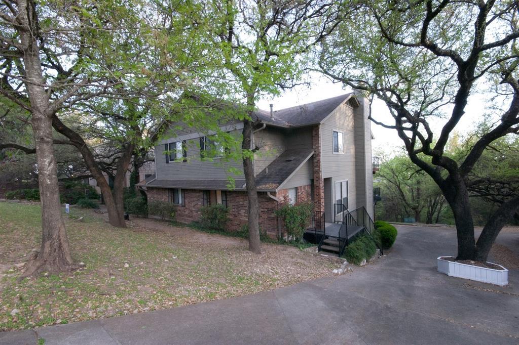 Primary Photo - 1922 Holly Hill Dr