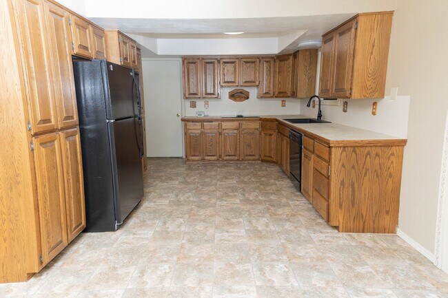 Foto del edificio - Spacious 5 Bed, 3 Bath Home for Rent in Idaho Falls!