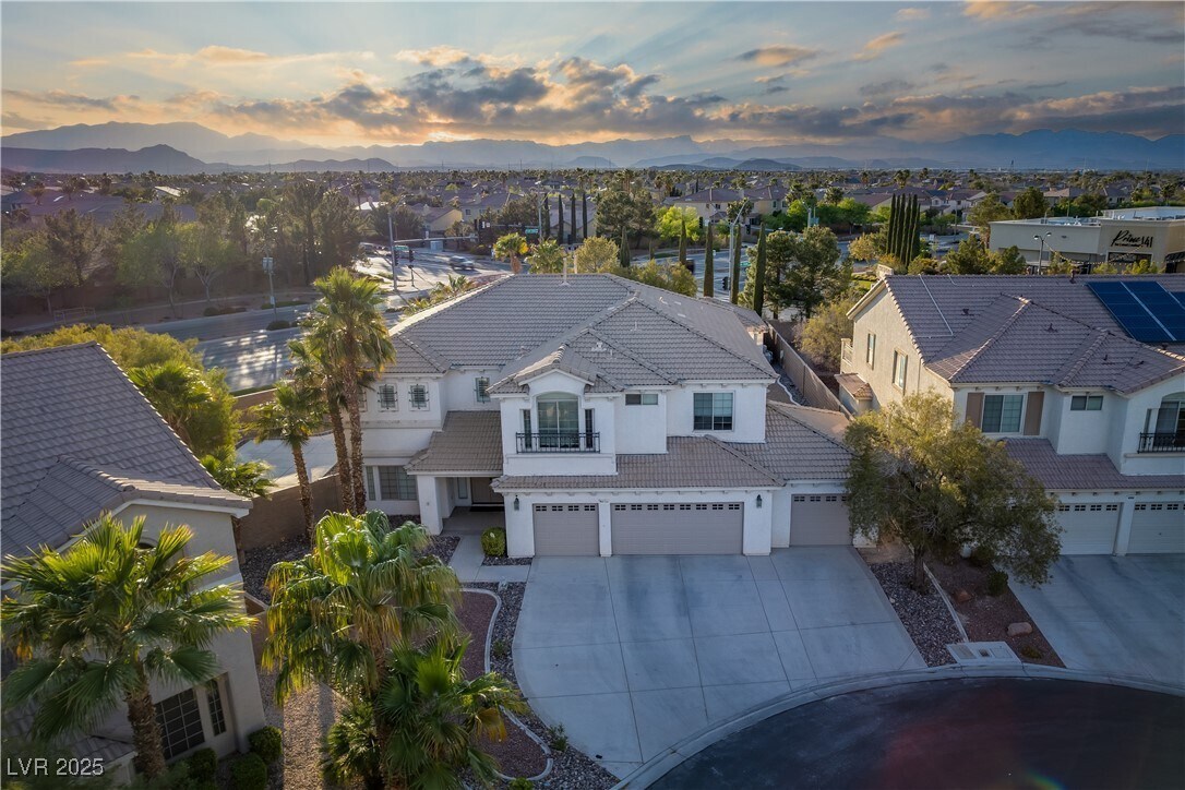 Primary Photo - 10725 Bernini Dr