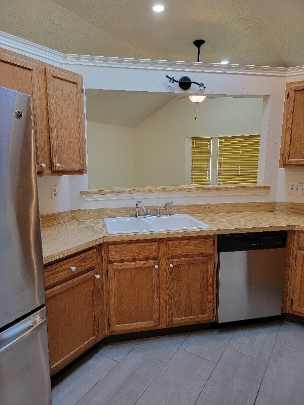 Foto del edificio - 1436 Wheatfield Dr