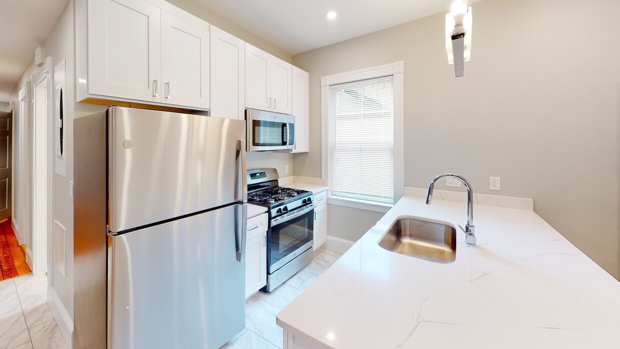 Foto principal - 267 E Cottage St