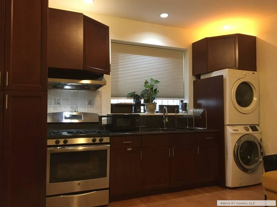 Foto principal - 3130 Ditmars Blvd