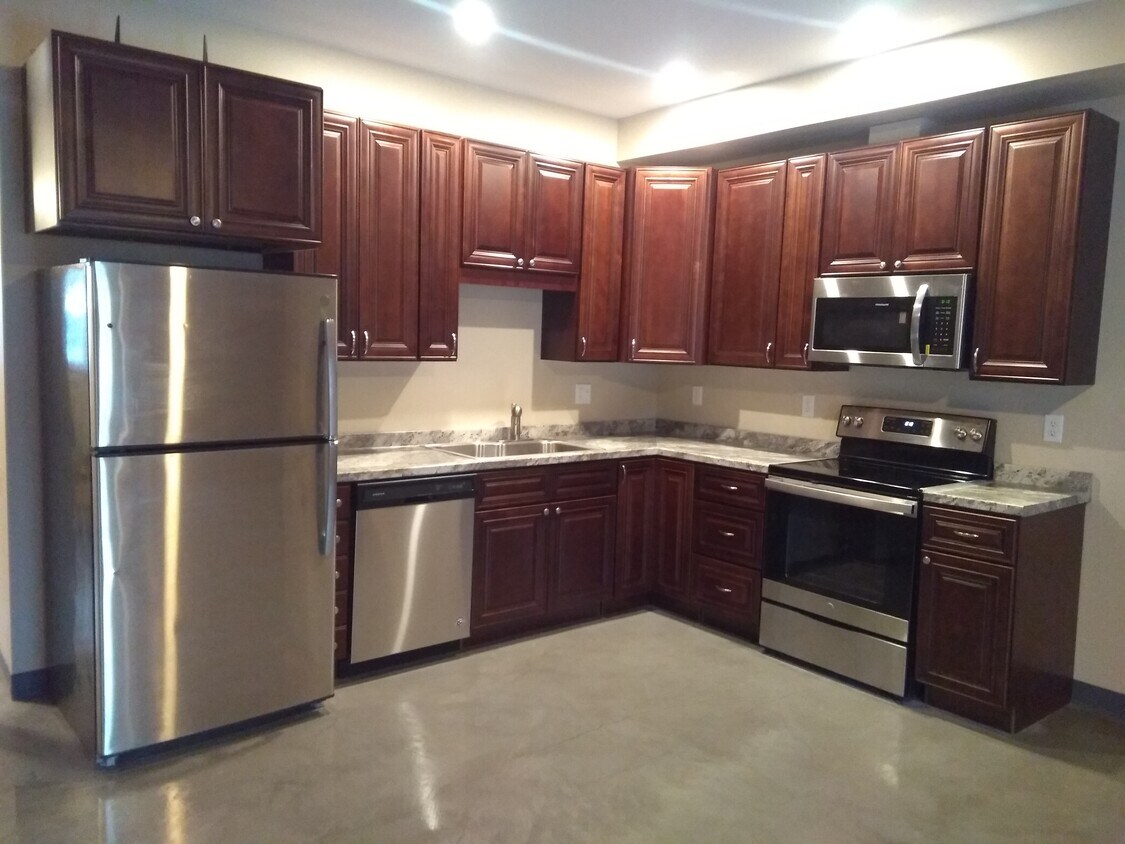 372 Old County Rd Unit 2, Hampden, ME 04444 372 Old County Rd