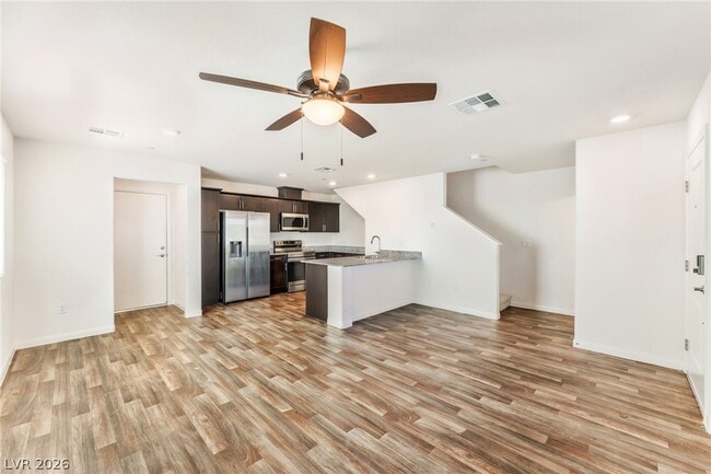 Building Photo - 2940 Beige Mist Ct