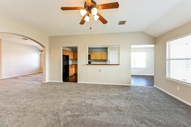 Building Photo - 21742 Texian Ct