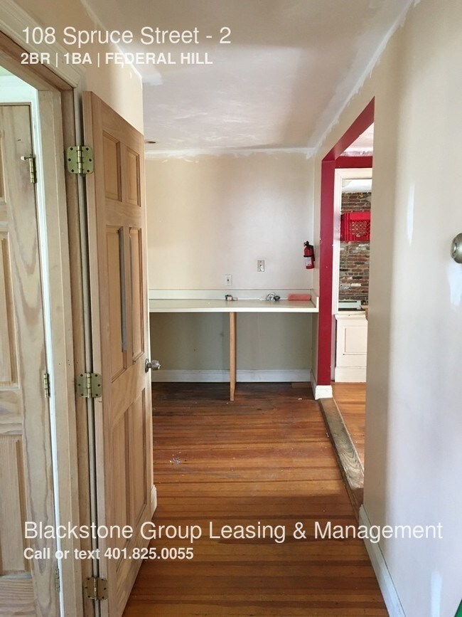 Building Photo - 108 Spruce St