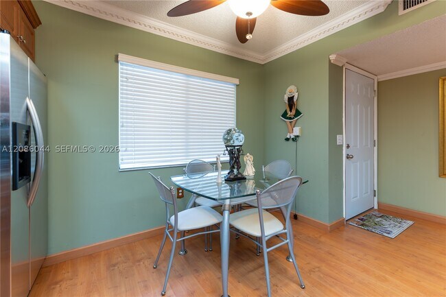 Building Photo - 1600 SW 127th Way