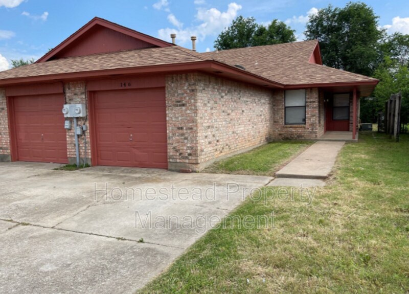 146 Barrett Pl, Edmond, OK 73003 Condo for Rent in Edmond, OK
