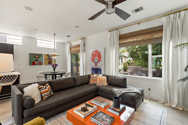 Foto del edificio - 2105 Goodrich Ave