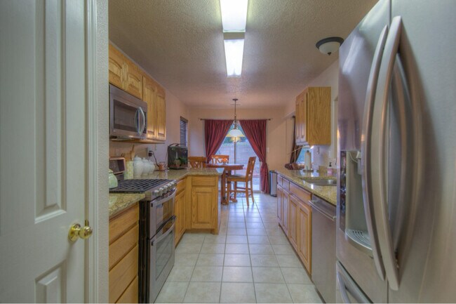 Foto del edificio - 5400 Monterey Cove Ave NW