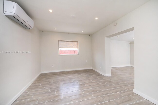 Foto del edificio - 10954 SW 157th Terrace