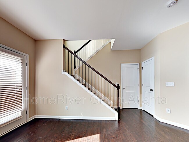 Foto del edificio - 1125 Hampton Oaks Dr