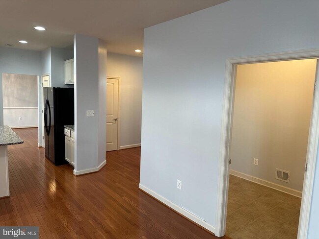 Foto del edificio - 7045 Sand Cherry Way
