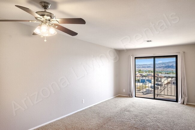Building Photo - CONDO IN THE HEART OF DOWNTOWN