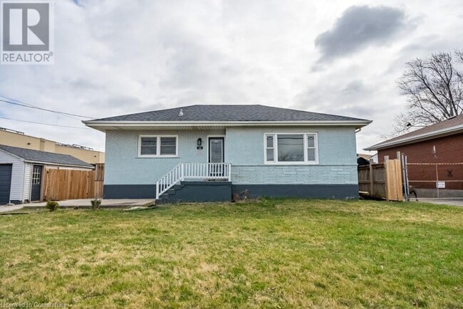 Building Photo - 426 McNeilly Rd