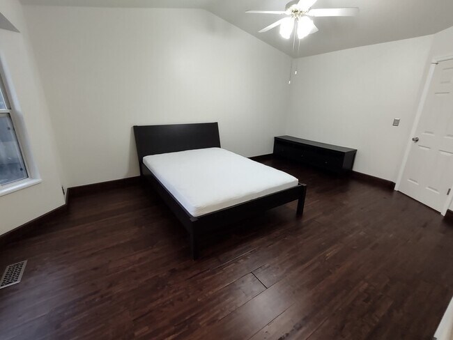 Foto del edificio - 8308 S 1890 W