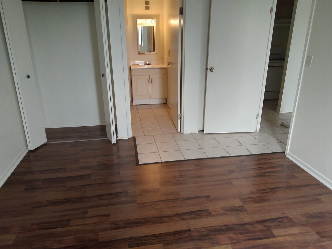 Foto principal - 1750 N Marywood Ave
