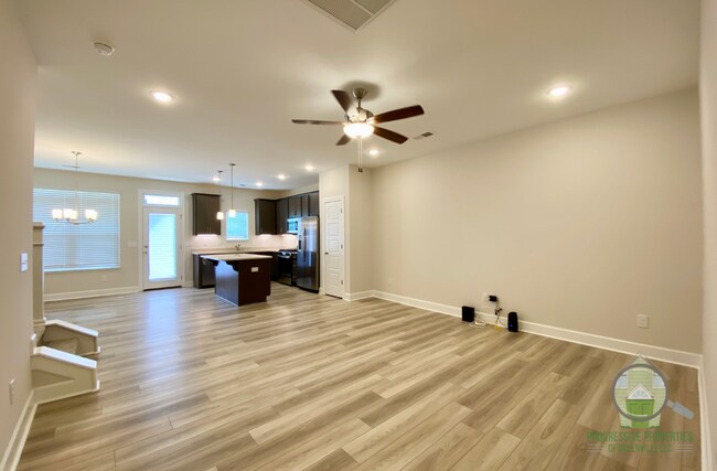 Building Photo - 110 Callen Dr