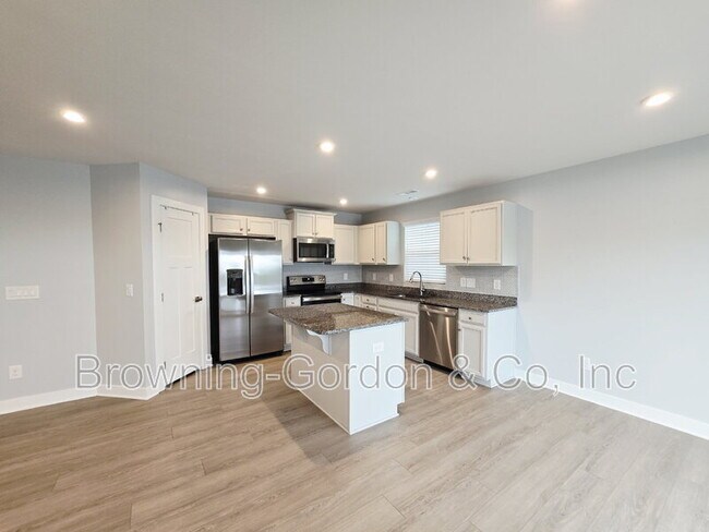 Foto del edificio - 2809 Thornton Grove Blvd