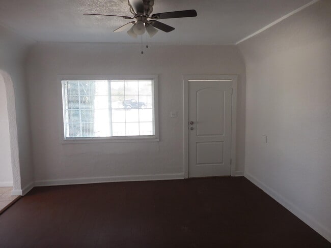 Building Photo - 3417 Leavell Ave