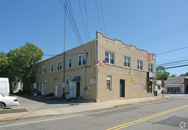 Building Photo - 1884-1892 Grand Ave