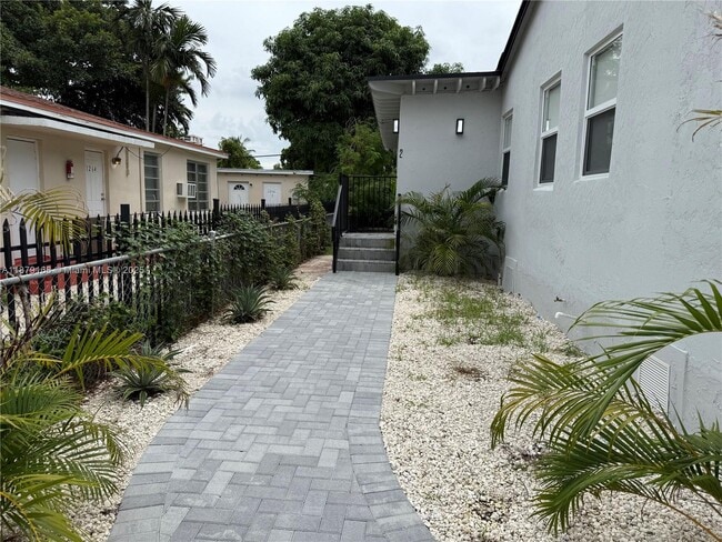 Building Photo - 1256 NE 110th Terrace