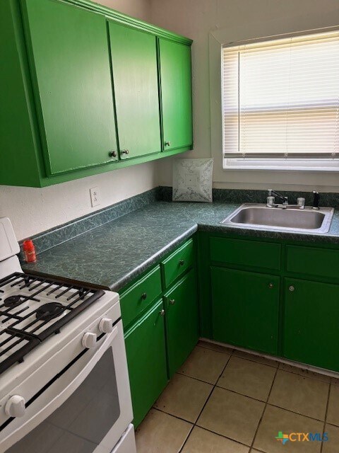 Foto del edificio - 902 Williamson Dr