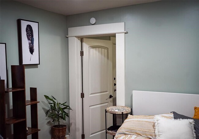 Foto del edificio - 2715 Monterey St