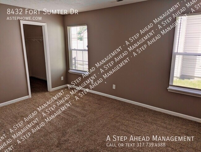 Foto del edificio - 8432 Fort Sumter-3 Bed/2 Bath-Move-in Ready