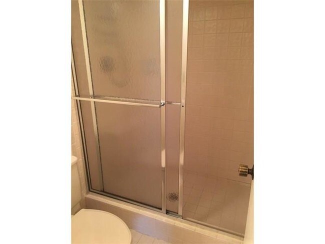 Foto del edificio - 6475 W Oakland Park Blvd