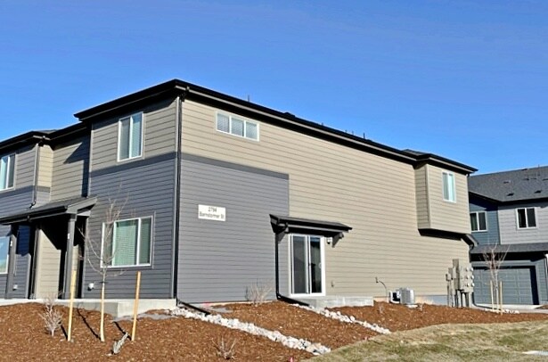 Foto del edificio - 2794 Barnstormer St