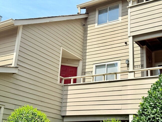 Foto del edificio - 2553 Stockbridge Dr