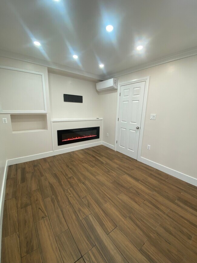 Foto del edificio - 16456 98th St
