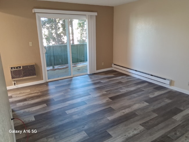 Building Photo - 3905 Clear Acre Ln