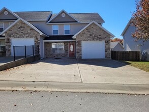 Building Photo - 16217 Holy Cross Ln