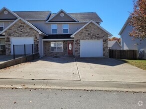 Building Photo - 16212 Holy Cross Ln